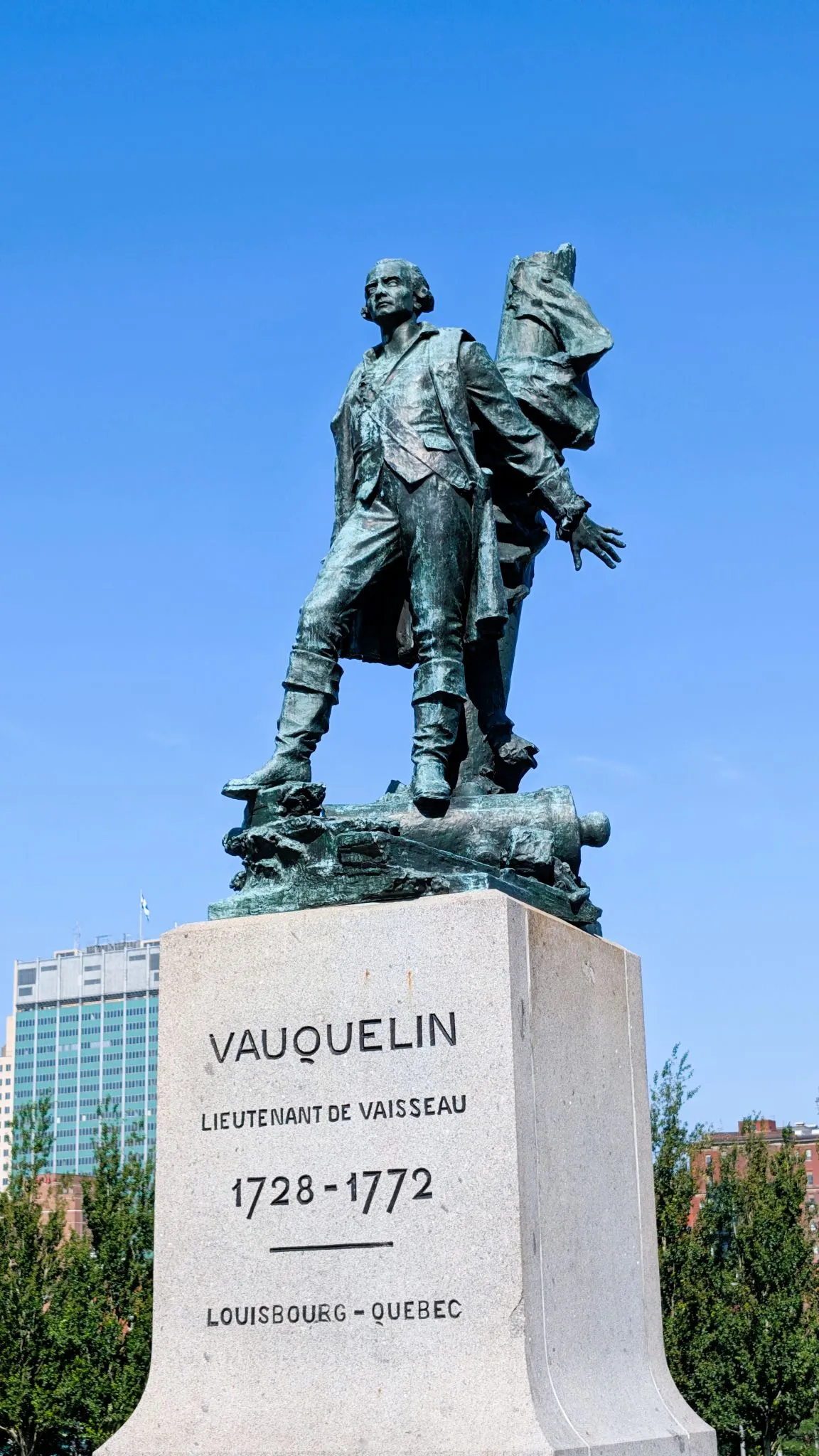 Old Montreal photo 1
